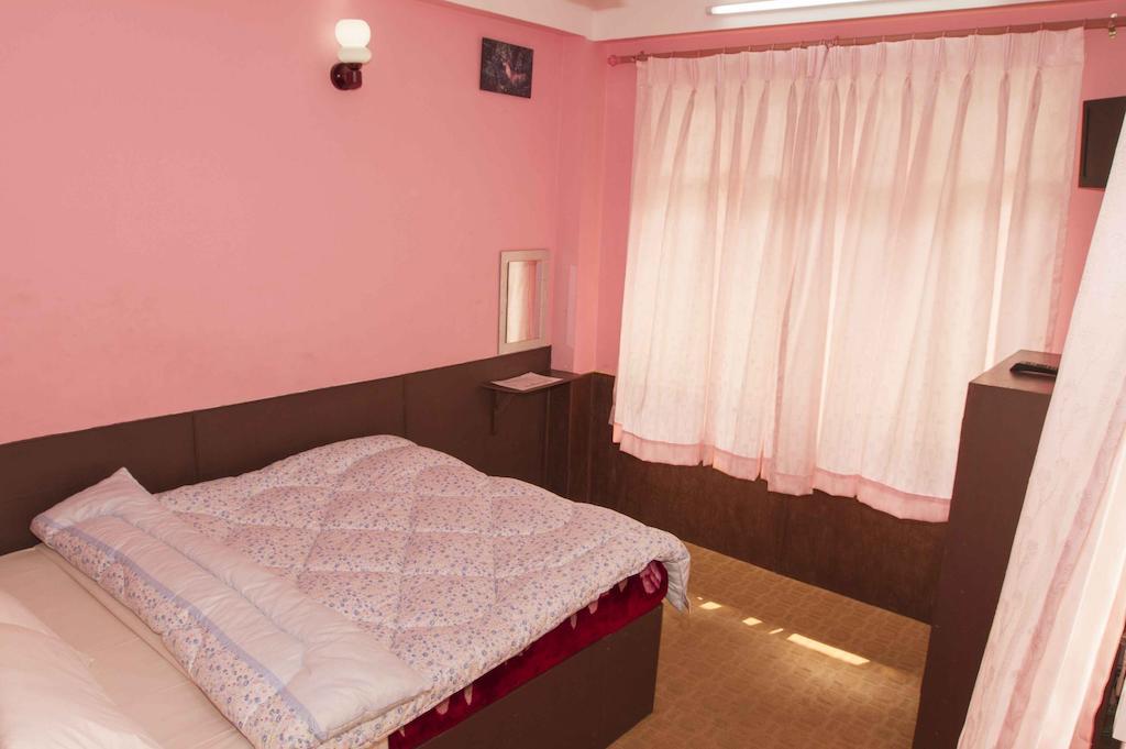 Hotel Impala Garden Katmandú Habitación foto